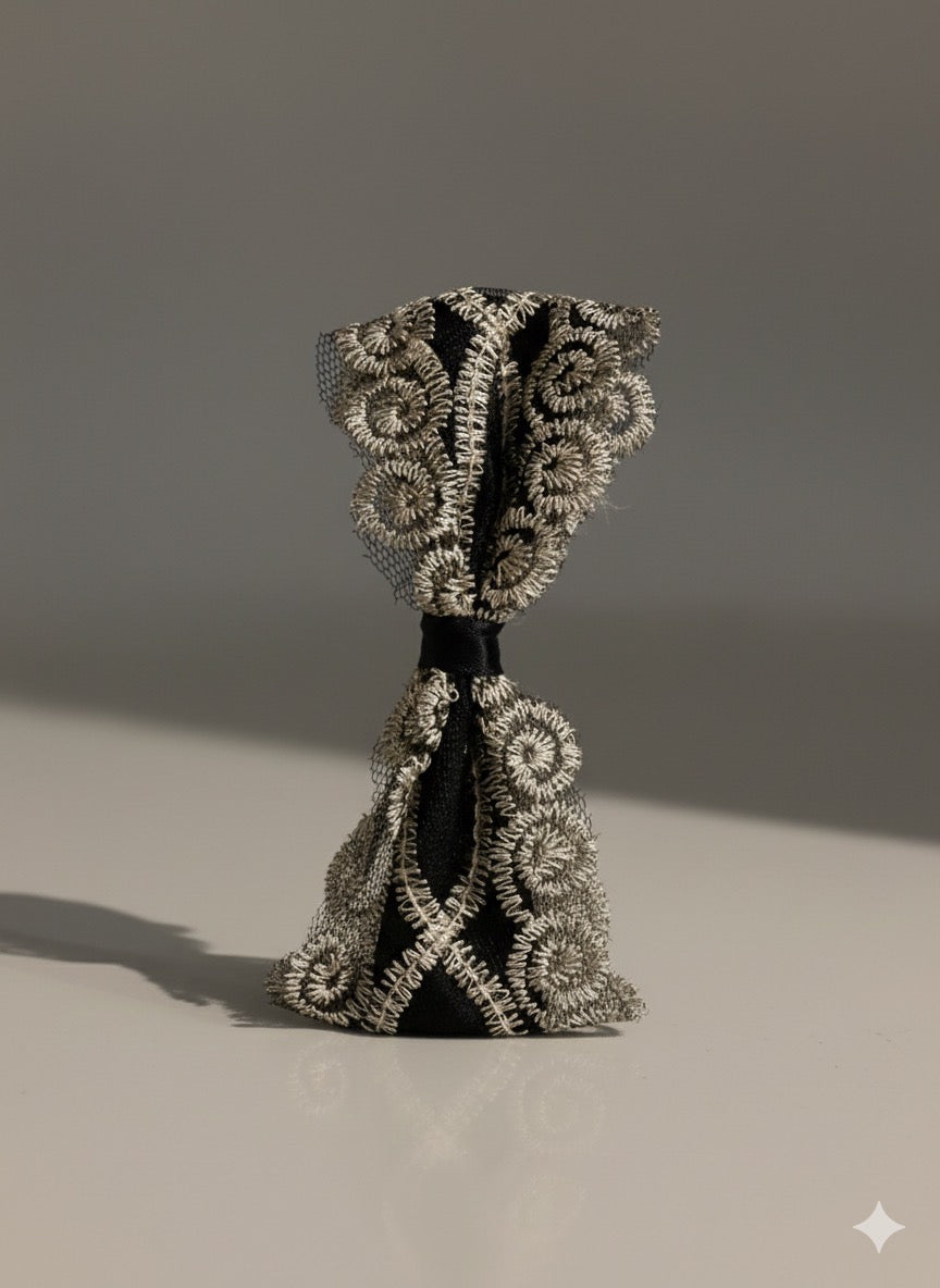 Bow clip